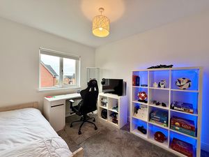 Photo 5- click for photo gallery